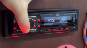 JBL Celebrity 150 (Арсенал возможностей при общем минимализме