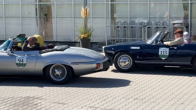 retro cars. Ретро автомобили. Раритетные старые дорогие ав смотреть онлайн