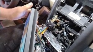 Установка магнитолы DIN2 v Peugeot 407 часть 1