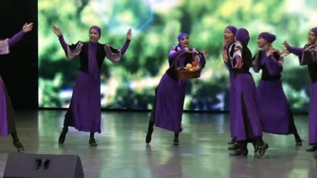 Образцовый ансамбль танца "Непоседы" грузинский танец смотреть онлайн