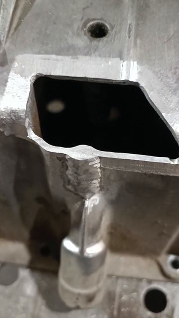 Паутина из трещин. смотреть онлайн