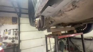 BMW. Ремонт днища. Восстановление  поддомкратника.
