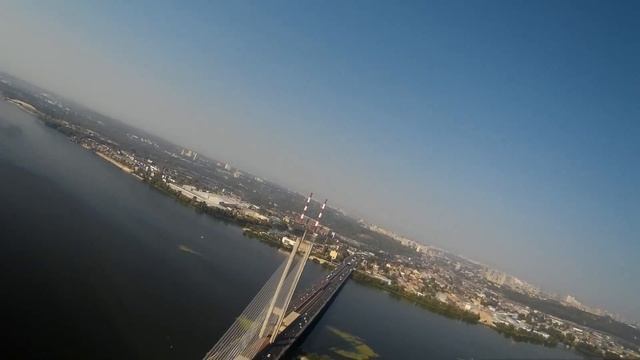FPV Kiev - полеты возле Южного моста смотреть онлайн