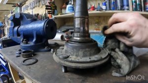 Тойота Ланд круйзер 200 замена заднего ступичного подш?