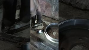 И снова колодки,барабаны и троса ручника ЗАЗ Форза (по?