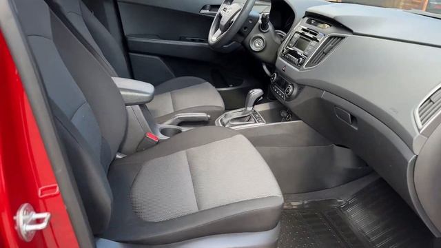 В продаже Hyundai Creta 2.0 АКПП 2WD от собственницы смотреть онлайн