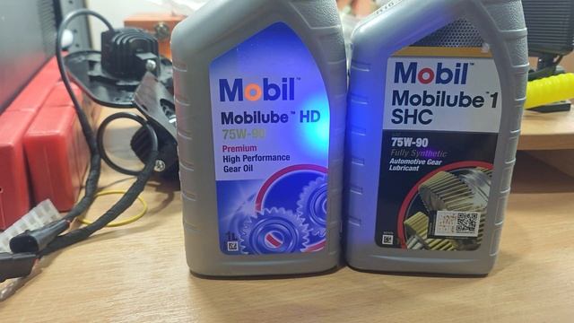 Трансмиссионное масло Mobil и ультрафиолетовый фонарик. смотреть онлайн