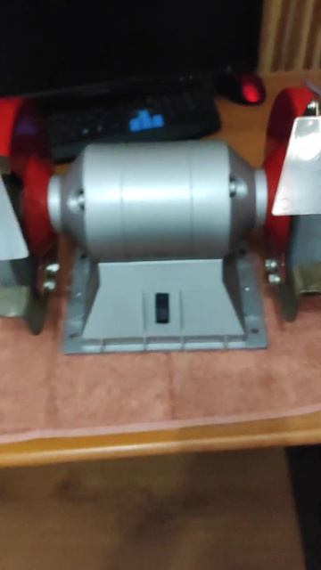 Точильный станок Ливны Электромаш 550 Вт смотреть онлайн