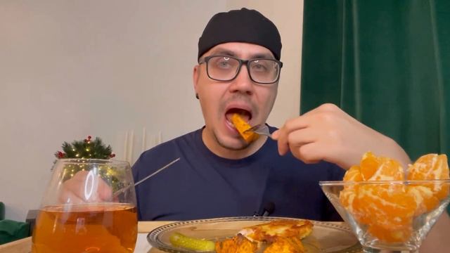 Мукбанг 🌠 Сладкая КАРТОШКА с мясом ИНДЕЙКИ ~ соленые ? смотреть онлайн