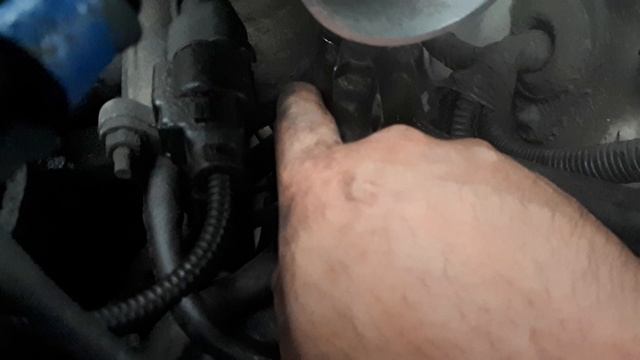 Hyundai Accent выдавливает антифриз смотреть онлайн