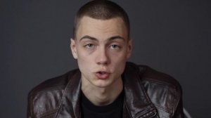 Артём_Балахонов_визитка-история_2025