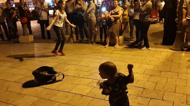 Девчонки зажигают! Грузинский танец. Вечер в Тбилиси. ?