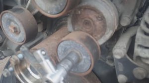 Как заменить натяжитель ремня MAN TGX