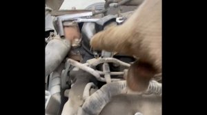 Hyundai-HD78, замена форсунки, двигатель D4DD.