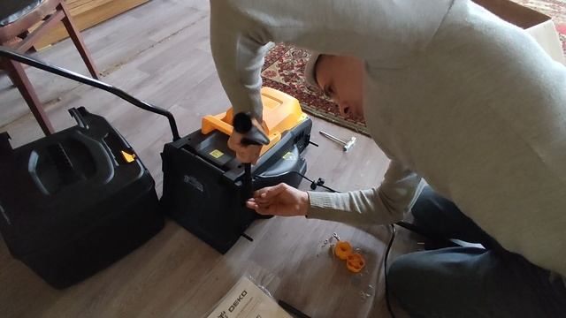 Собираю и тестирую электрическую газонокосилку DEKO смотреть онлайн