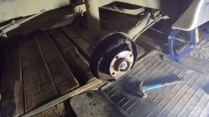 Замена задних подшипников ступицы ВАЗ 2115/ Обслуживани