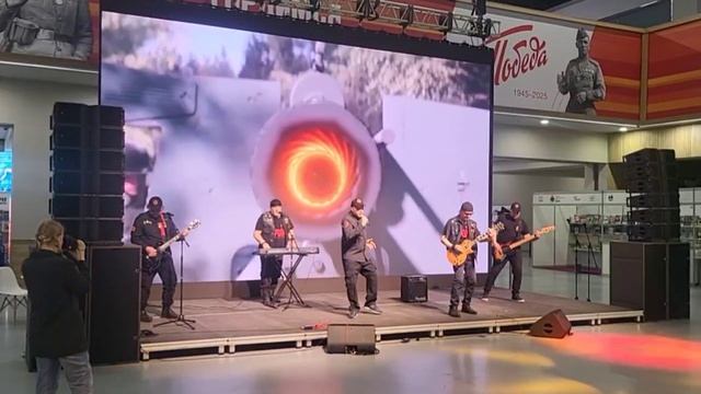 Ура в День Победы на ВВЦ