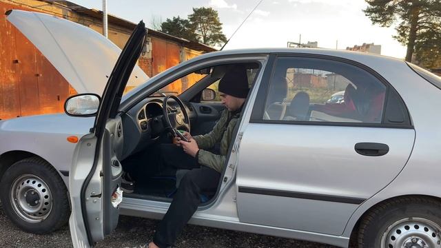 ЗАЗ Шанс, замена датчика распредвала, и замена датчика смотреть онлайн