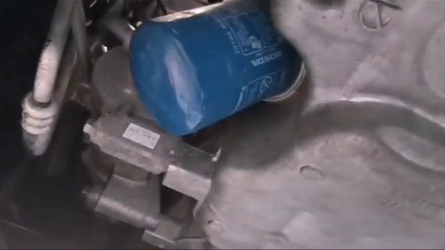 Замена масла на Хонда Фрид 2.