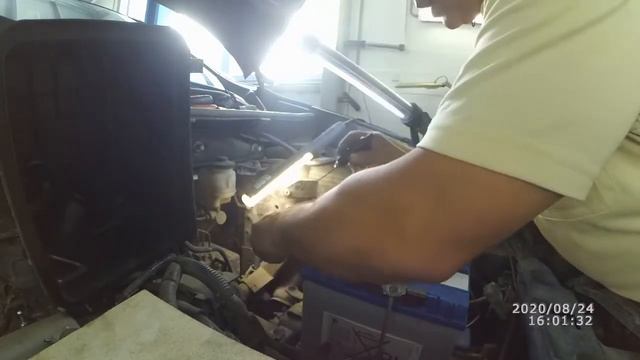 RAV4 2013 ,БЕНЗИН 2 0 4WD,НЕ ЗАВОДИТЬСЯ.
