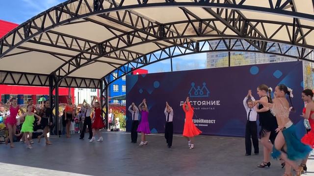 Ансамбль бального танца «Браво»