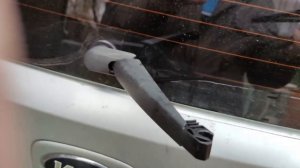 КАК СНЯТЬ ЗАДНИЙ ДВОРНИК КИА  замена заднего дворника