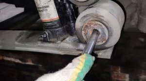 Volvo fh 4  замена сайлентблока рессоры