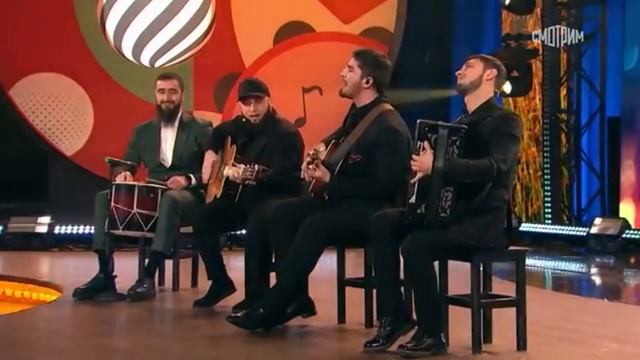 Слышишь ты Лейла смотреть онлайн