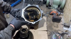 4MATIC Замена передних Сальников привода ￼