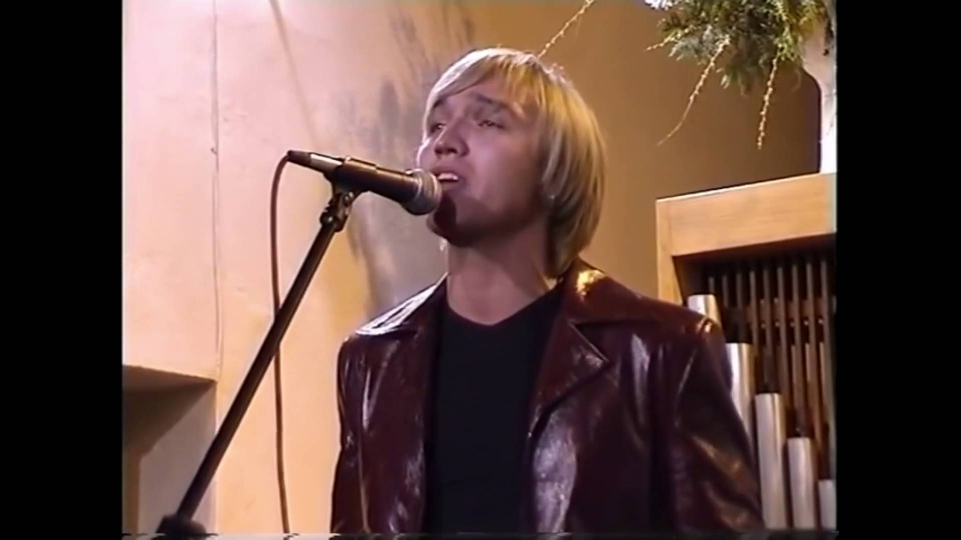 Пётр Елфимов - У краiне светлай (Минск, Вечер памяти Игоря Паливоды, 2005 г.) смотреть онлайн