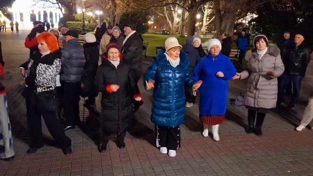 28.12.24 - Танцы на Приморском бульваре - Севастополь - Ден? смотреть онлайн