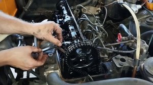 Регулировка зазоров клапанов Мерседес 123, 2,4 D