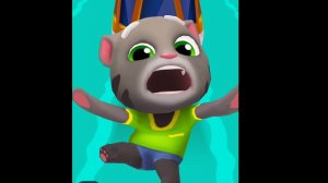 Говорящий Том бег за золотом