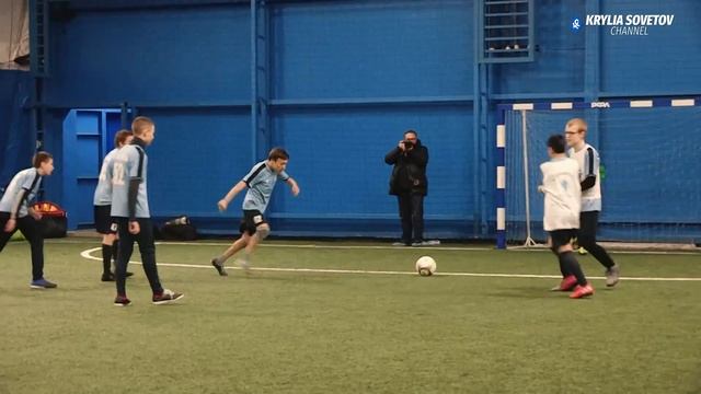 «Крылья» поддержали особенных болельщиков смотреть онлайн