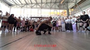 Щебет Дмитрий и Юлиана Бухольц