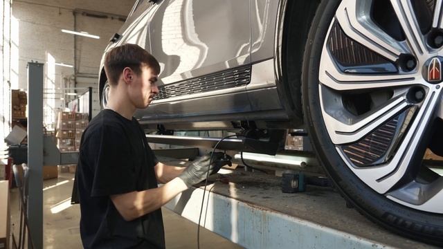 Электрические выдвижныеи пороги ATS для автомобиля Hongqi смотреть онлайн