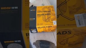брак заводских передних тормозных колодок Омода S5