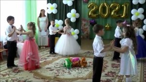 ТАНЕЦ   "ПРОЩАЙТЕ, ИГРУШКИ" (2021)