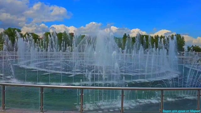 Прелестнейший фонтан в Царицыно! смотреть онлайн