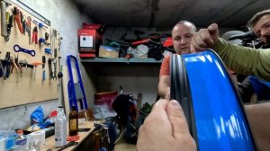 Наматываем новую ободную ленту на переднее колесо фэт