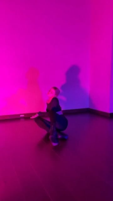 Стрип пластика - Школа танцев 