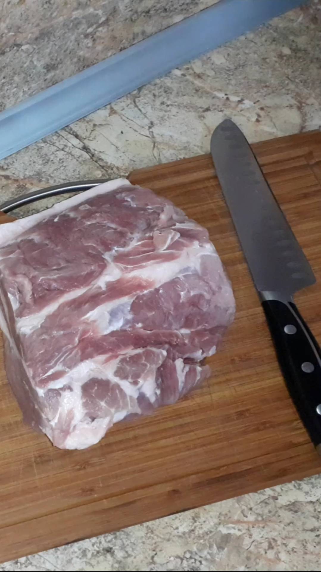 Рецепт сочных отбивных в хрустящей панировке. смотреть онлайн