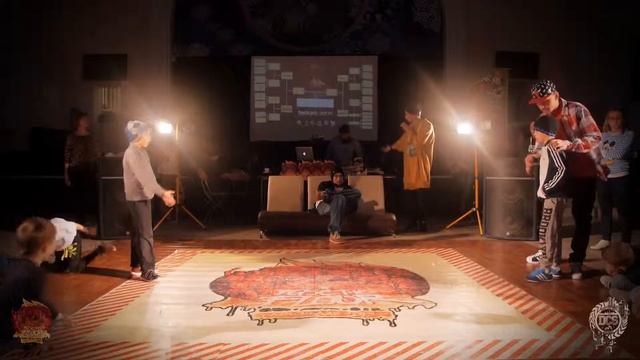FUSE THE FLOOR｜Кирил Хомяков Vs Voron ｜Breaking KIDS 1\2｜