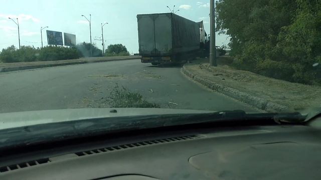 ПДД .Новый знак "аварийной остановки". смотреть онлайн