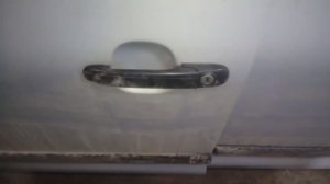 Как снять наружную ручку передней двери в автомобиле Фольксваген Шаран 2001г