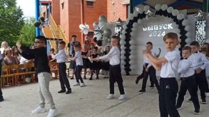 Выпускной утренник «Тик ток пати»