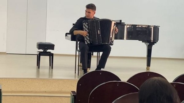 В. Черников- "Джаз-вальс", исп. Валиев Рузаль/ V. Chernikov- "Jazz