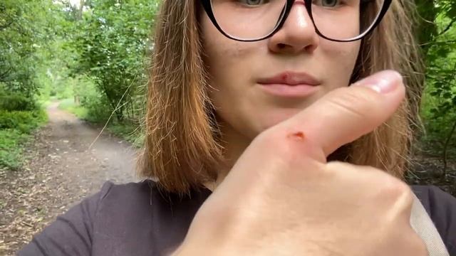 Рандомный асмр в лесу_звуки ртаа тригеры там да смотреть онлайн