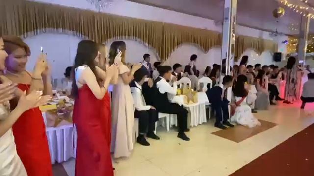 Танец родителей для наших детей! | Выпуск 2024 | Намская с смотреть онлайн