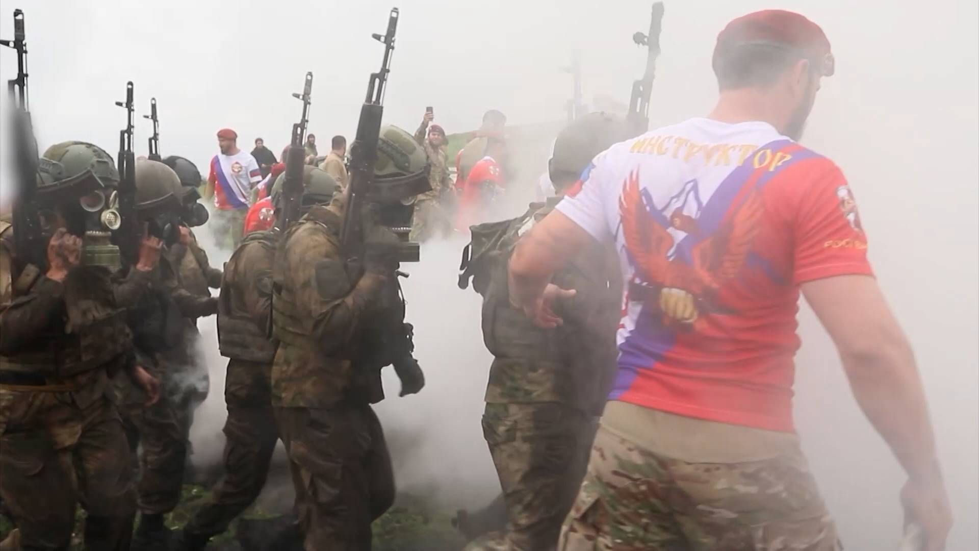 В СЕВЕРО-КАВКАЗСКОМ ОКРУГЕ РОСГВАРДИИ ЗАВЕРШИЛИСЬ ИСПЫТАНИЯ НА ПРАВО НОШЕНИЯ КРАПОВОГО БЕРЕТА смотреть онлайн